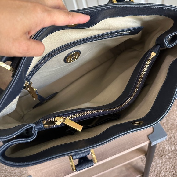 Tory Burch Leather Navy Blue Women's Shoulder Bag, Good Condition - Picture 9 of 16